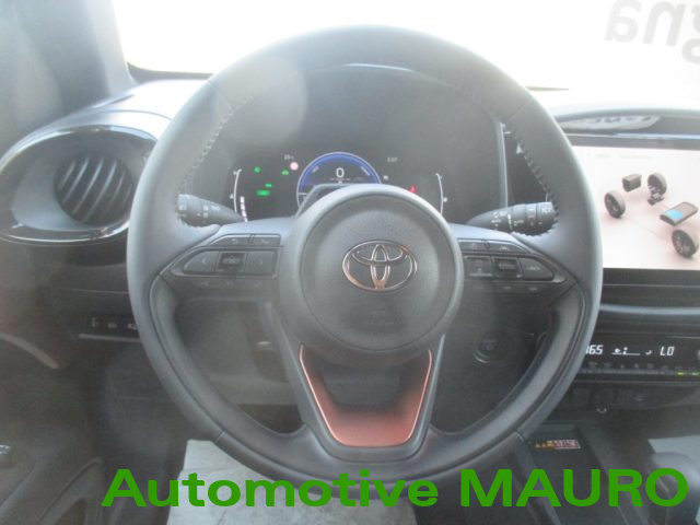 TOYOTA AYGO X 1.5 HYBRID 115 CV 5 PORTE PREMIU - foto 13