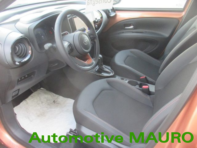 TOYOTA AYGO X 1.5 HYBRID 115 CV 5 PORTE PREMIU - foto 9