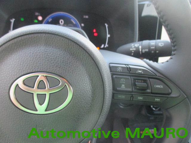 TOYOTA AYGO X 1.5 HYBRID 115 CV 5 PORTE PREMIU - foto 12