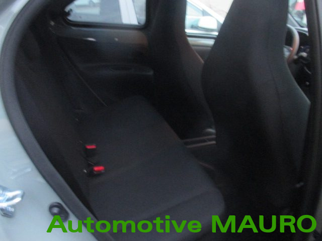 TOYOTA AYGO X 1.5 HYBRID 115 CV 5 PORTE ICON - - foto 20