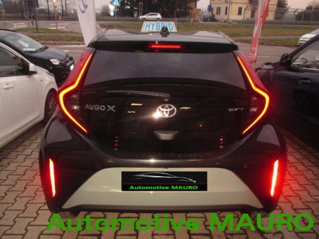 TOYOTA AYGO X 1.5 HYBRID 115 CV 5 PORTE ICON - - foto 3