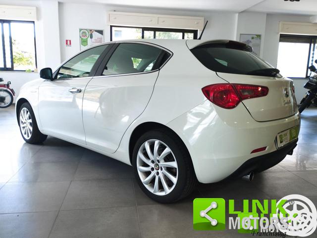 ALFA ROMEO GIULIETTA 2.0 JTD PROGRESSION - foto 8