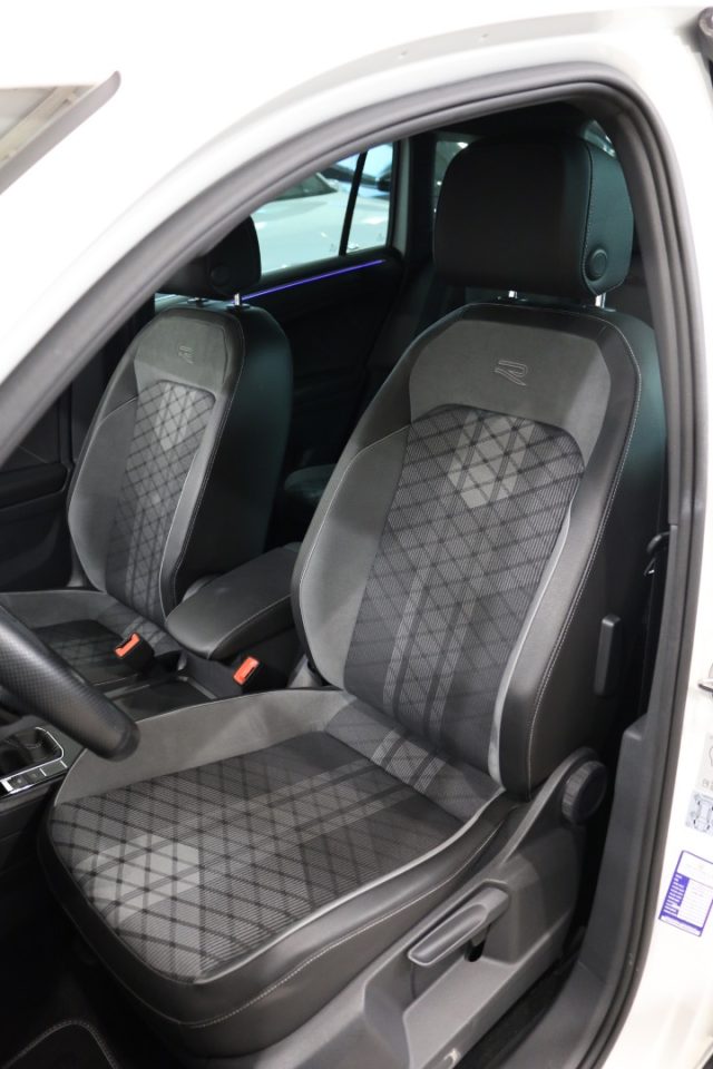 VOLKSWAGEN TIGUAN 1.5 TSI 150 CV DSG ACT R-LINE - foto 10