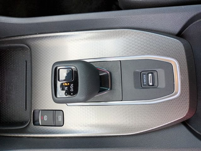 NISSAN QASHQAI 1300 MHEV N-CONNECTA 158CV AUTOM - foto 17