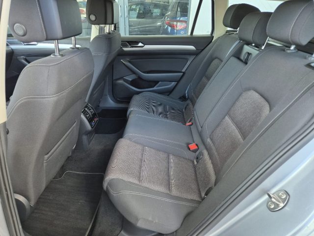 VOLKSWAGEN PASSAT VARIANT 1.6 TDI DSG BUSINESS BMT - foto 8