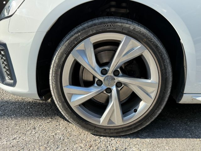 AUDI A4 AVANT 40 G-TRON S TRONIC S LINE  - foto 9
