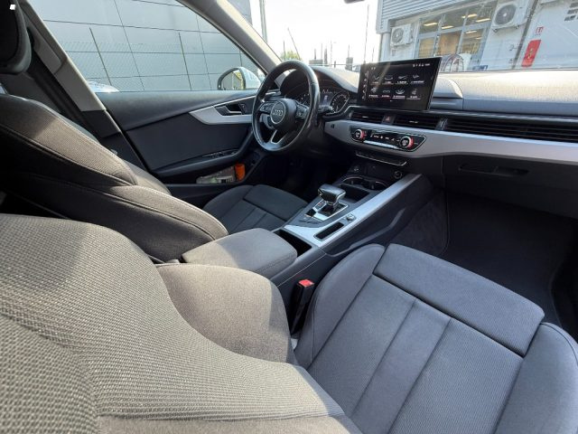 AUDI A4 AVANT 40 G-TRON S TRONIC S LINE  - foto 19