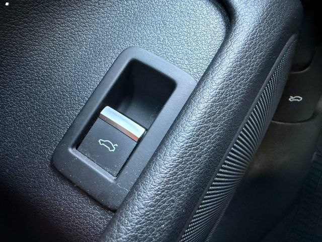 AUDI A4 AVANT 40 G-TRON S TRONIC S LINE  - foto 15