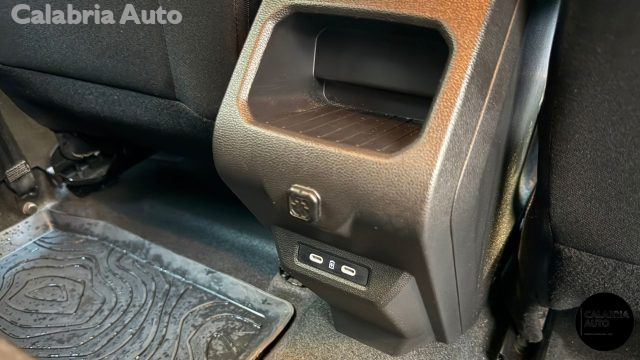 DACIA DUSTER ECO-G 100 CV JOURNEY - foto 20