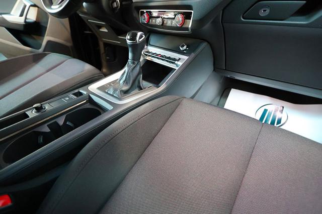 AUDI Q3 35 TFSI S-TRONIC BUSINESS ADVANC - foto 32