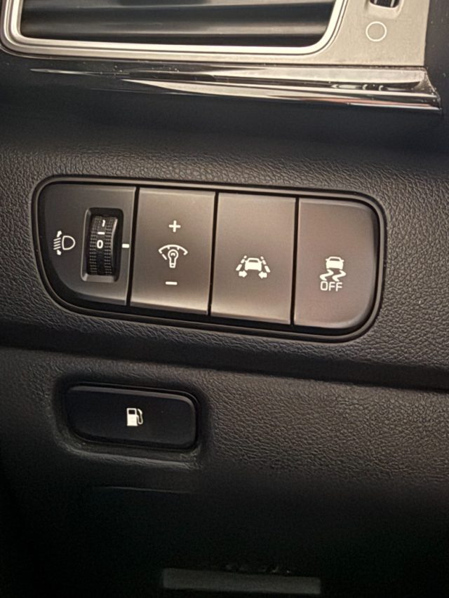 KIA NIRO 1.6 GDI DCT HEV URBAN - foto 24