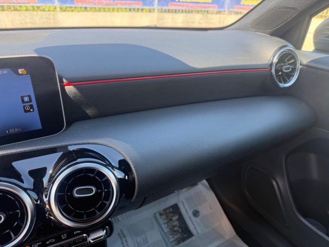 MERCEDES-BENZ A 180 PREMIUM AMG GARANZIA - foto 27