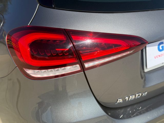 MERCEDES-BENZ A 180 PREMIUM AMG GARANZIA - foto 10