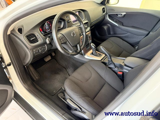 VOLVO V40 CROSS COUNTRY D2 GEARTRONIC - foto 11