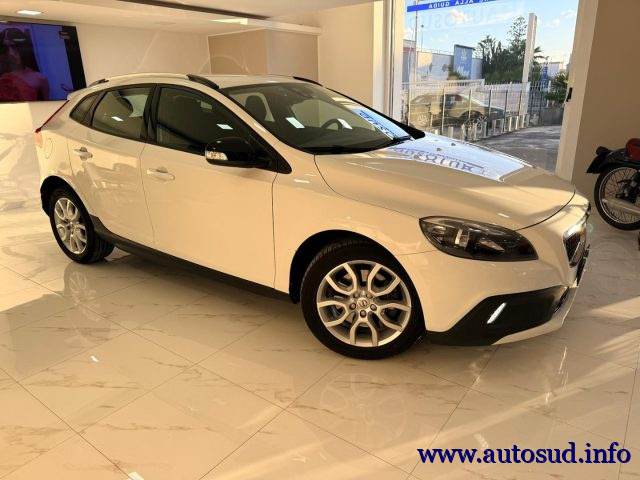 VOLVO V40 CROSS COUNTRY D2 GEARTRONIC - foto 8