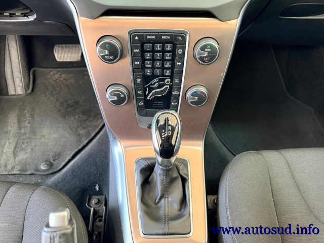 VOLVO V40 CROSS COUNTRY D2 GEARTRONIC - foto 14