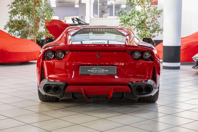 FERRARI 812 SUPERFAST|SPECIAL PAINT ROSSO 70 - foto 6