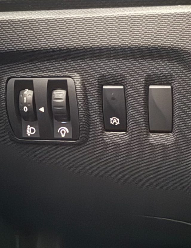 RENAULT CAPTUR TCE 120 CV EDC START&STOP ENERGY - foto 16