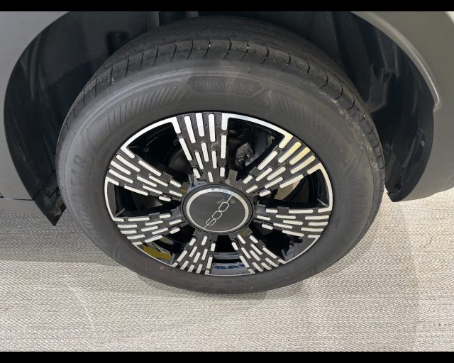 FIAT 600 1.2 HYBRID 110CV AUTO - foto 18