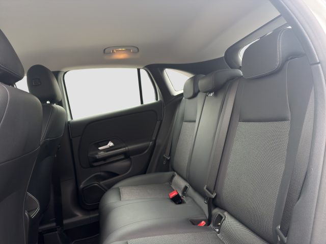 MERCEDES-BENZ CLA SSE GLA GLA 180 D AUTOMATIC BUSI - foto 10
