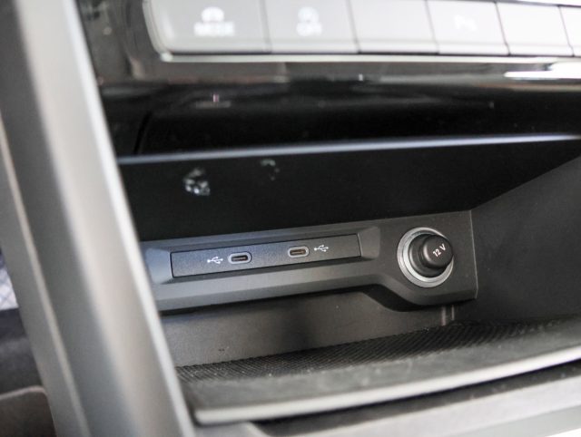 VOLKSWAGEN TOURAN BMT 150CV DSG COMFORTLINE 7P.*PR - foto 20