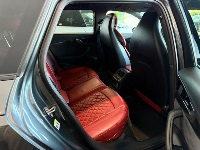 AUDI S4 AVANT TDI 347CV BLACK EDITION SP - foto 11