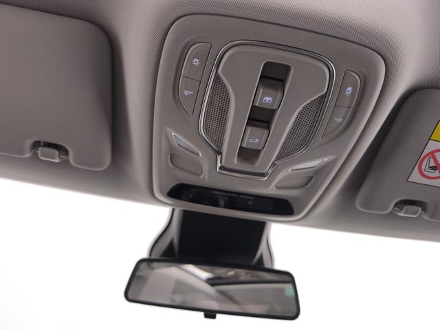 MG ZS 1.0 LUXURY - foto 17