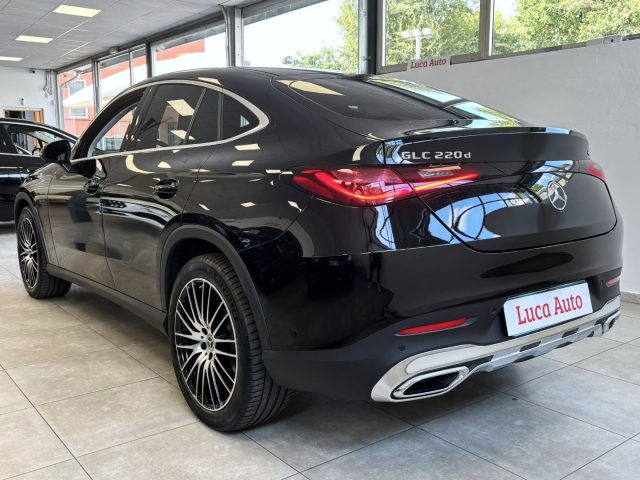 MERCEDES-BENZ GLC 220 D 4MATIC MHEV COUPÉ *FULL BLACK* - foto 6