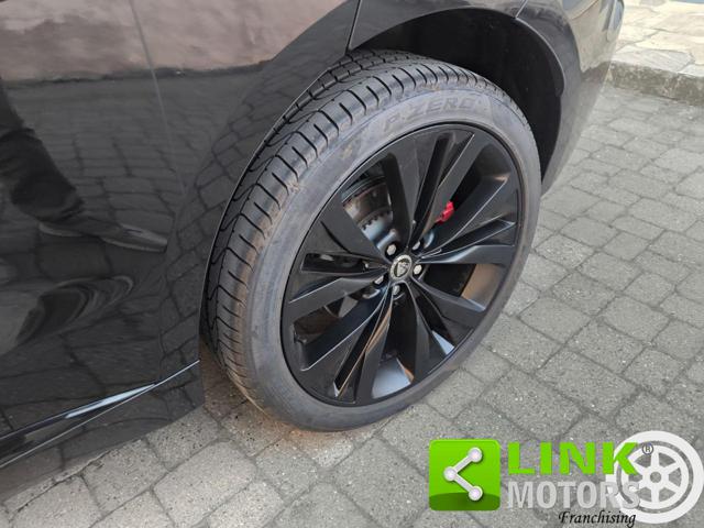 JAGUAR F-PACE 2.0 D AWD R-DYNAMIC HSE BLACK DE - foto 10