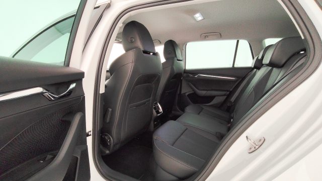 SKODA OCTAVIA 2.0 TDI EVO SCR 150 CV DSG 4X4 W - foto 41