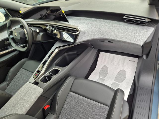PEUGEOT 3008 HYBRID 145 E-DCS6 ALLURE - foto 12