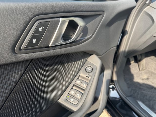 BMW 118 I 5P. ADVANTAGE - foto 10