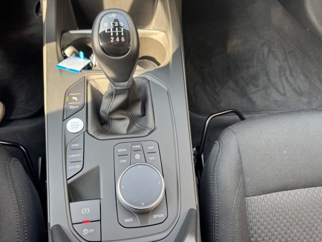 BMW 118 I 5P. ADVANTAGE - foto 24