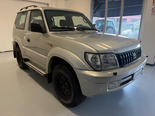 TOYOTA LAND CRUISER 3.0 TDI D-4D CAT 3 PORTE KDJ90 * - foto 3