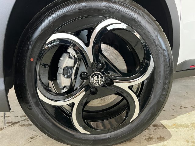 ALFA ROMEO JUNIOR 1.2 136CV HYBRID EDCT6 SPECIALE  - foto 28