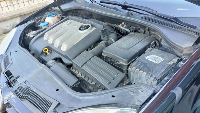 VOLKSWAGEN GOLF 1.9 TDI 5P. TRENDLINE MARCIANTE - foto 30