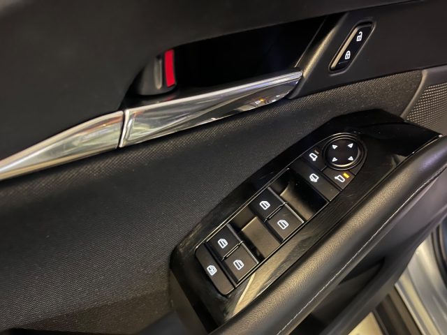 MAZDA CX-30 2.0L E-SKYACTIV-G M HYBRID 2WD E - foto 18