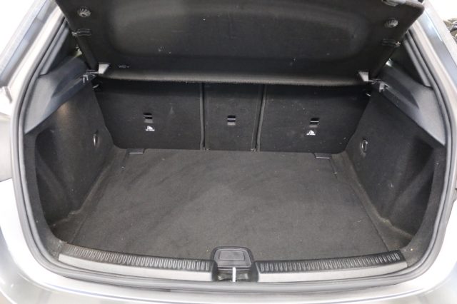 MERCEDES-BENZ A 180 AUTOMATIC SPORT - foto 12