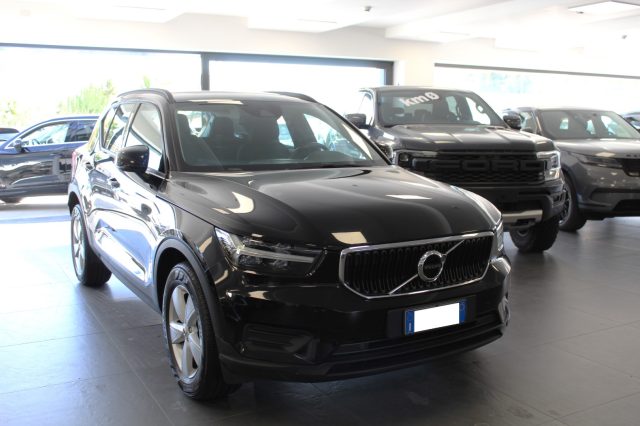 VOLVO XC40 2.0 D3 150 CV MOMENTUM PRO