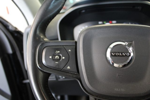 VOLVO XC40 2.0 D3 150 CV MOMENTUM PRO - foto 9