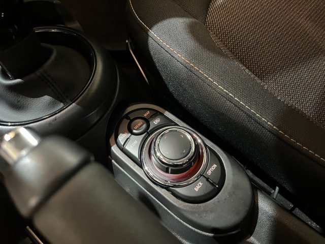 MINI COOPER 1.5 COOPER 136CV AUTOM. 5 PORTE  - foto 26