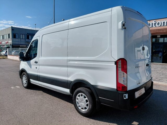 FORD TRANSIT 330  2.0 ECOBLUE 130CV L2H2 TREN - foto 3