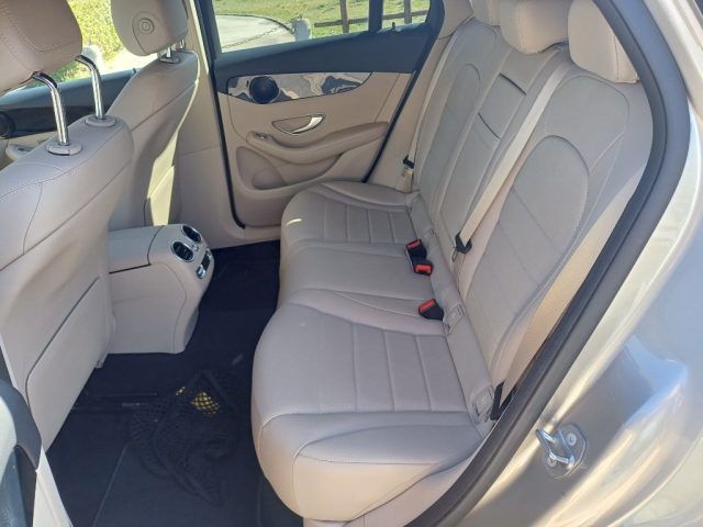MERCEDES-BENZ GLC 300 D 4MATIC COUPÉ SPORT UNICO PROPR - foto 16