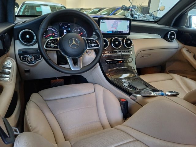 MERCEDES-BENZ GLC 300 D 4MATIC COUPÉ SPORT UNICO PROPR - foto 34
