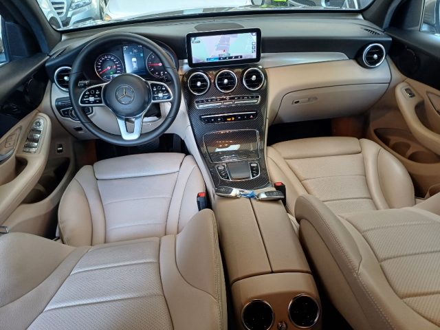 MERCEDES-BENZ GLC 300 D 4MATIC COUPÉ SPORT UNICO PROPR - foto 35