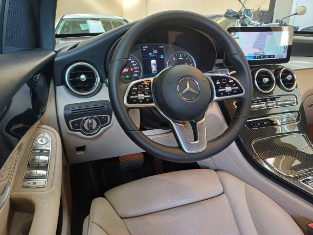 MERCEDES-BENZ GLC 300 D 4MATIC COUPÉ SPORT UNICO PROPR - foto 29