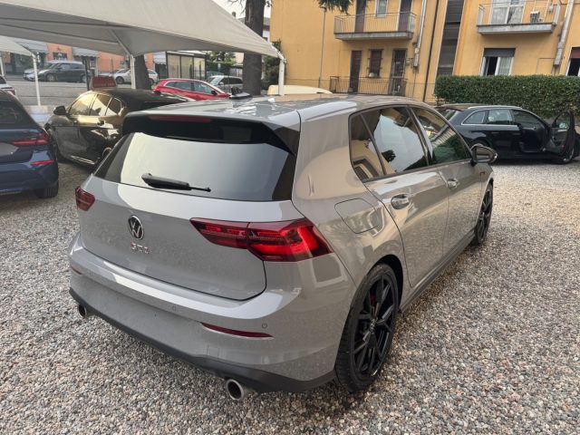 VOLKSWAGEN GOLF 2.0 TSI DSG GTI - foto 10