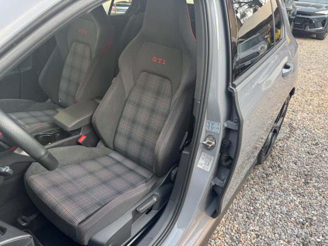 VOLKSWAGEN GOLF 2.0 TSI DSG GTI - foto 13