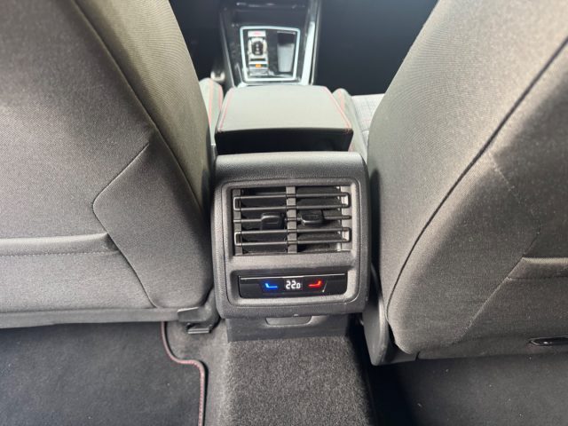 VOLKSWAGEN GOLF 2.0 TSI DSG GTI - foto 18
