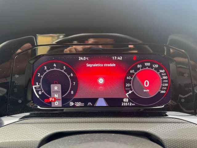 VOLKSWAGEN GOLF 2.0 TSI DSG GTI - foto 26